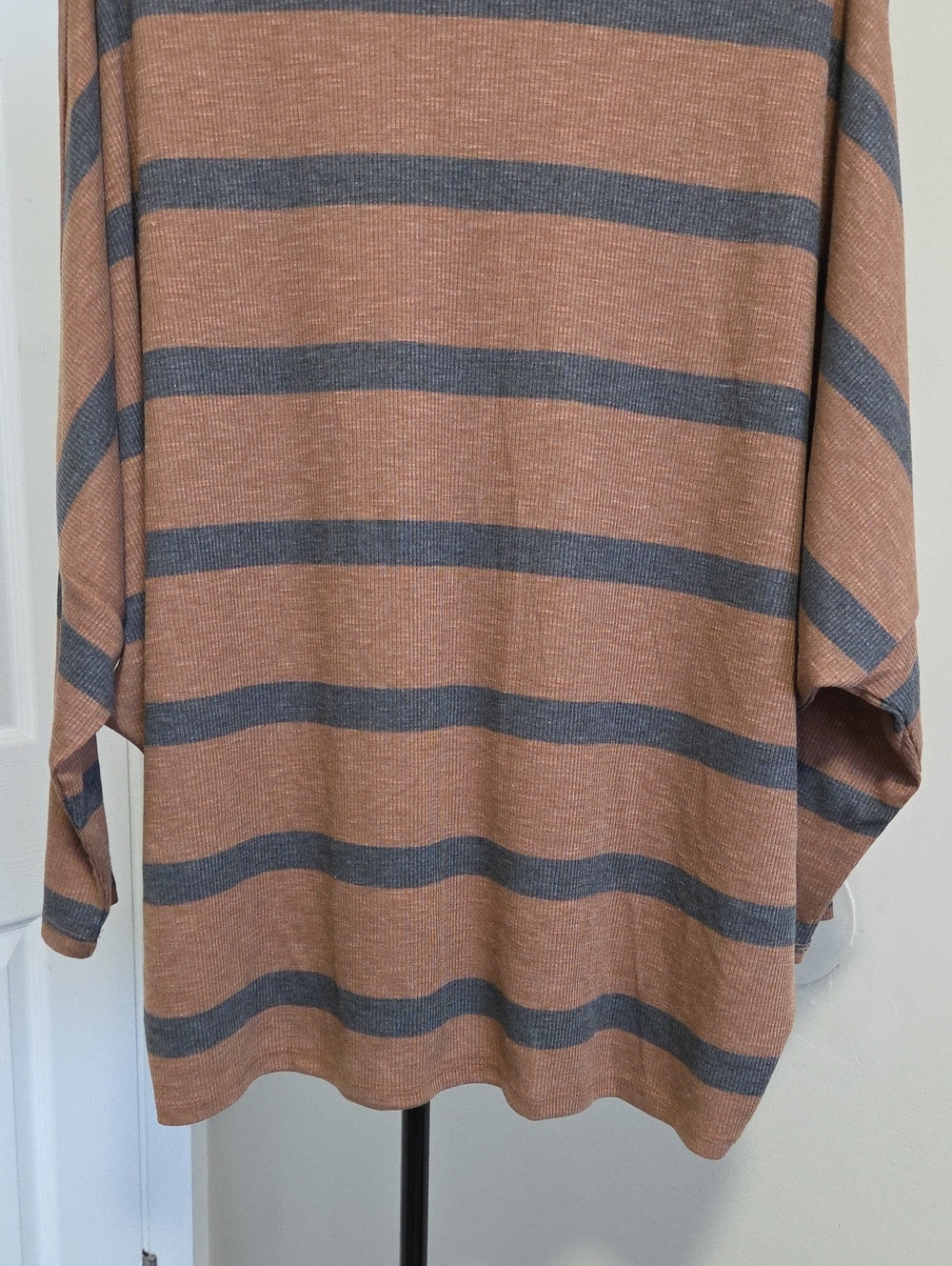 Maurices Plus Size Brown Gray Striped Scoop Neck Dolman Sweater Rayon Blend - Picture 5 of 9